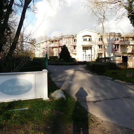 4 Pers Av Balcon-parking Gratuit-piscine Int Chauffee Court Tennis-menage Compris Apartament *