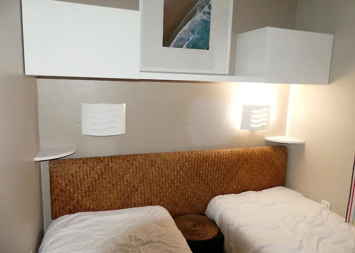 4 Pers Av Balcon-parking Gratuit-piscine Int Chauffee-serviettes Et Linge De Lit Compris