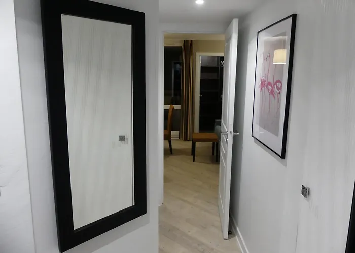 Lejlighed 4 Pers Av Balcon-parking Gratuit-piscine Int Chauffee-serviettes Et Linge De Lit Compris
