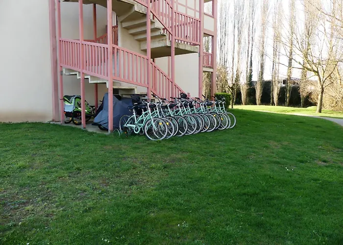 4 Pers Av Balcon-parking Gratuit-piscine Int Chauffee-serviettes Et Linge De Lit Compris Lejlighed *