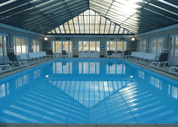4 Pers Av Balcon-parking Gratuit-piscine Int Chauffee-serviettes Et Linge De Lit Compris Lejlighed